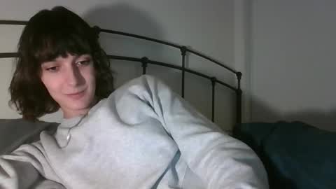 Snapshot of mia_177 chatting on 02/25/26, 04:00 mia_177 online show from 02/25/26, 04:00