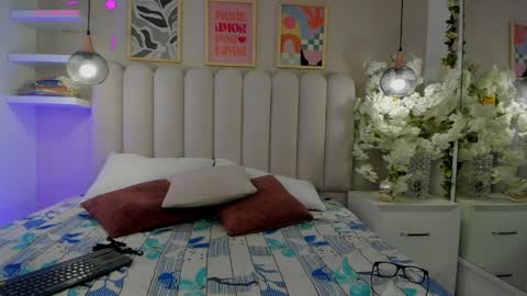 mia__bailey_ online show from 03/27/26, 03:23