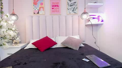 Snapshot of mia__bailey_ chatting on 05/08/26, 03:34 mia__bailey_ online show from 05/08/26, 03:34