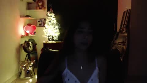 Mia online show from 01/08/25, 01:42