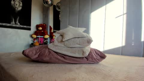 Snapshot of mia__milan chatting on 03/05/25, 06:23 Mia  Milan online show from 03/05/25, 06:23