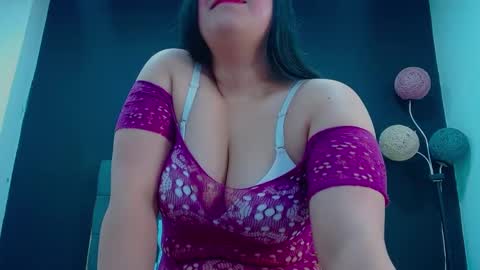 C A L L  M E  M I A  online show from 09/20/25, 01:06