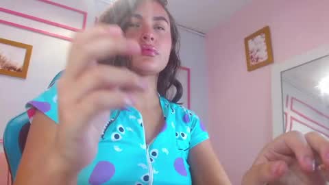Snapshot of mia_adams_a_ chatting on 02/21/25, 01:11 Mia online show from 02/21/25, 01:11