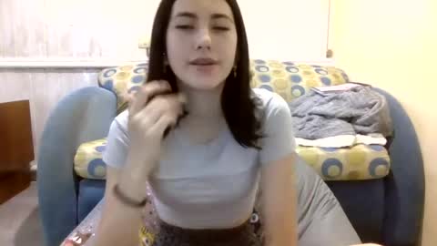 Snapshot of mia_beauti_live chatting on 07/13/26, 09:56 mia_beauti_live online show from 07/13/26, 09:56