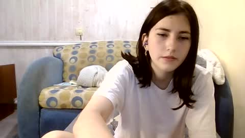 Snapshot of mia_beauti_live chatting on 07/15/26, 02:33 mia_beauti_live online show from 07/15/26, 02:33