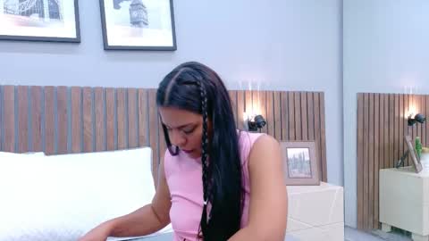 Mia Bellefort online show from 03/07/26, 09:12