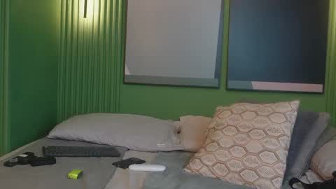 Belmont and Mia online show from 04/20/26, 07:04