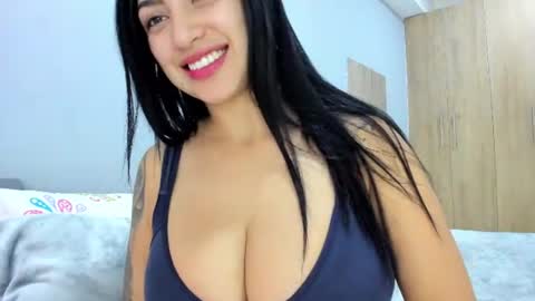 mia_belmonte online show from 07/11/26, 08:44