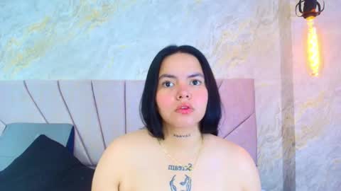 Mia  online show from 05/30/26, 12:02
