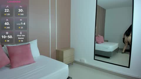 M I A  online show from 12/02/25, 02:39