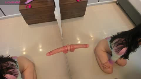 M I A  online show from 02/24/26, 02:20