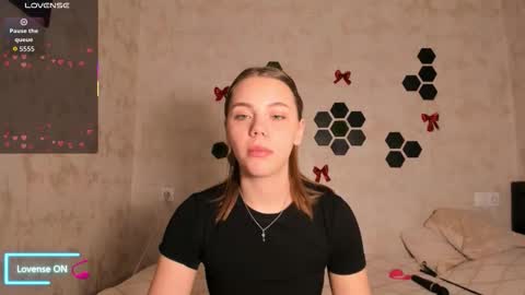 Mia  next stream Thursday 1400 UTC1 Friday 1400 UTC1 online show from 02/25/26, 05:28