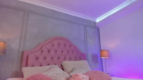 Mia Culpa online show from 04/12/26, 07:08