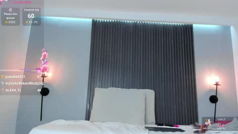 Snapshot of mia_dollce chatting on 04/25/26, 01:41 Mia Dollce online show from 04/25/26, 01:41