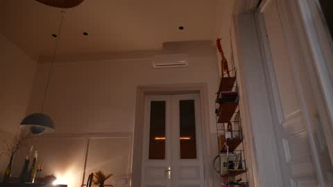 Snapshot of mia_dynasty chatting on 11/04/25, 06:18 Mia online show from 11/04/25, 06:18