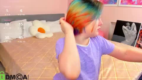 Mia online show from 12/18/25, 02:39