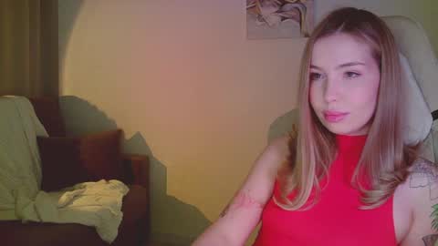 Mia online show from 05/12/26, 05:54