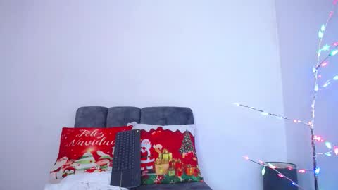 M I A online show from 12/21/25, 02:35