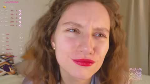 Mia  online show from 10/17/25, 03:03