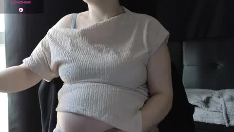 Golden ones online show from 03/24/26, 01:38