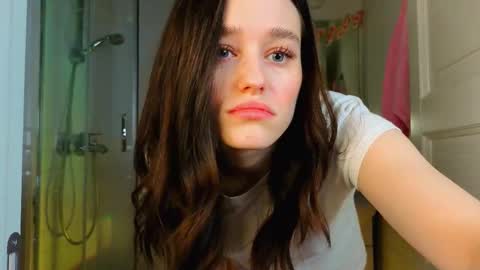 Mia online show from 02/28/25, 05:37