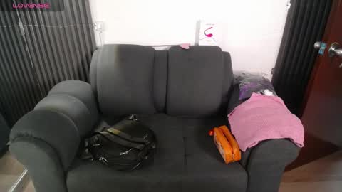 mia_garcia28 online show from 09/27/25, 01:16