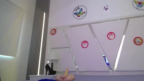 mia_garcia28 online show from 12/16/25, 04:12