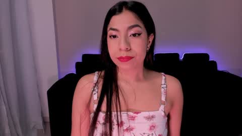 Snapshot of mia_gothzx chatting on 01/27/25, 12:48 Mia online show from 01/27/25, 12:48