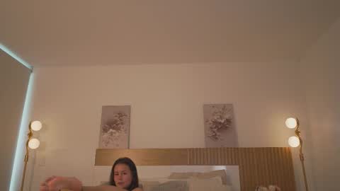   online show from 12/20/25, 09:11