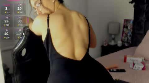 mia_honey23 online show from 01/14/26, 08:14