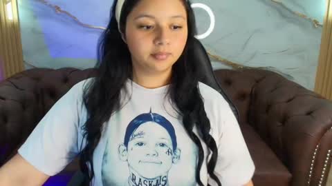 Snapshot of mia_hot_tf chatting on 09/17/25, 07:59 Mia online show from 09/17/25, 07:59
