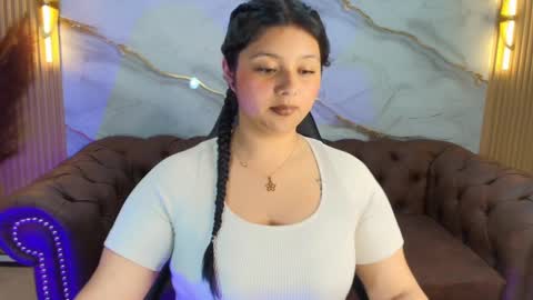 Snapshot of mia_hot_tf chatting on 09/23/25, 08:01 Mia online show from 09/23/25, 08:01