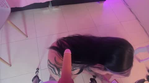 Val  online show from 02/09/25, 07:16