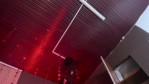 Val  online show from 12/18/25, 11:16