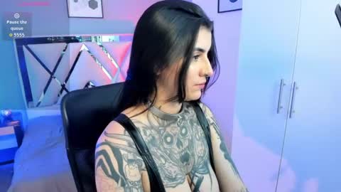 Val  online show from 07/04/26, 04:51