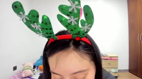 Snapshot of mia_kanee chatting on 12/07/24, 04:53 mia kaneee online show from 12/07/24, 04:53