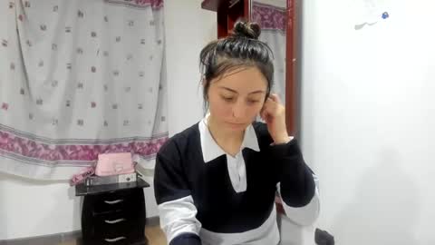Snapshot of mia_kanee chatting on 12/12/24, 12:16 mia kaneee online show from 12/12/24, 12:16