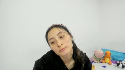 Snapshot of mia_kanee chatting on 12/21/24, 07:24 mia kaneee online show from 12/21/24, 07:24