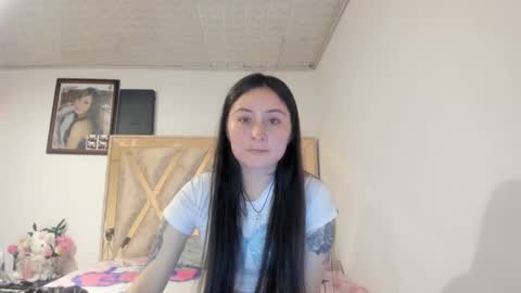 Snapshot of mia_kanee chatting on 09/11/25, 12:33 mia kaneee online show from 09/11/25, 12:33