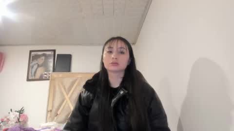 Snapshot of mia_kanee chatting on 10/01/25, 01:33 mia kaneee online show from 10/01/25, 01:33