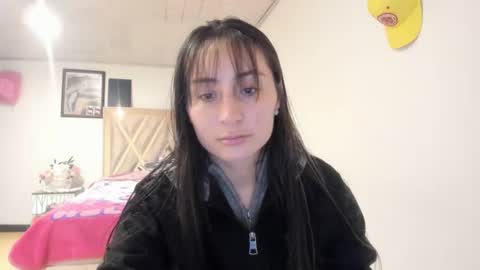 Snapshot of mia_kanee chatting on 10/09/25, 12:19 mia kaneee online show from 10/09/25, 12:19