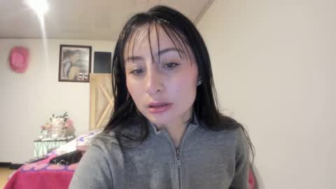Snapshot of mia_kanee chatting on 10/09/25, 07:12 mia kaneee online show from 10/09/25, 07:12