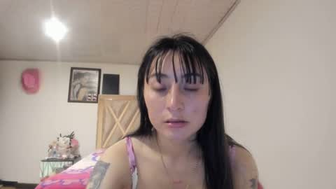 Snapshot of mia_kanee chatting on 10/19/25, 09:37 mia kaneee online show from 10/19/25, 09:37