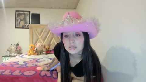 Snapshot of mia_kanee chatting on 10/21/25, 09:48 mia kaneee online show from 10/21/25, 09:48