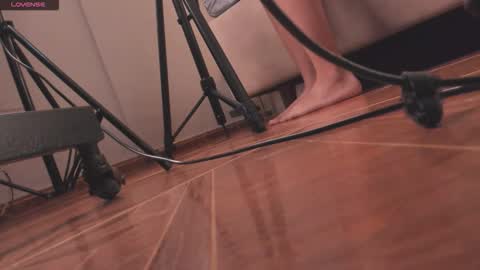 Mia online show from 10/15/25, 03:28