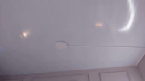 Mia online show from 11/06/25, 09:48