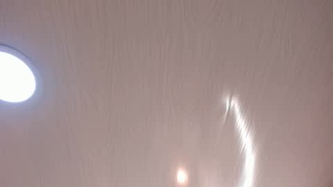 Mia online show from 11/16/25, 02:28