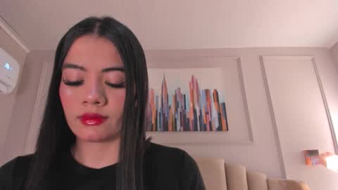 Mia online show from 01/09/26, 02:14