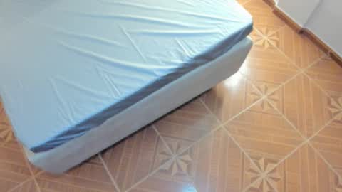 Mia online show from 02/03/26, 02:32