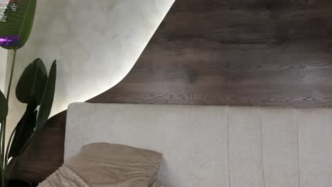 mia_lacy online show from 01/10/25, 10:25